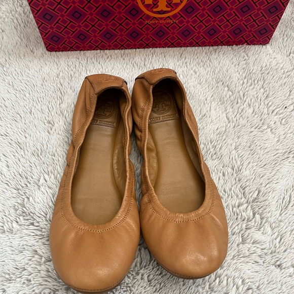 Tory Burch flat size 7.5 - Picture 6 of 7